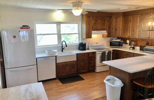 Alligator Point House | Beachfront ground floor! Screen porch, beach deck and boardwalk. Pet friendly