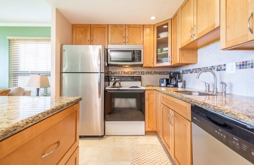 Kihei Condo | Beachfront ,Groundfloor, Oceanfront Corner unit 114 - Steps to the Beach!
