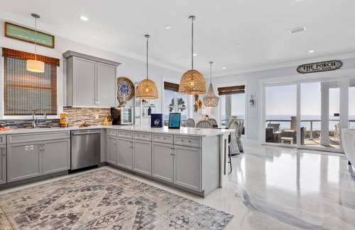 Panama City Beach House | Beachfront Haven! Sleeps 20 Gulf Front 6 Bedrooms 6 Baths Private Pool