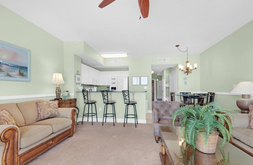 Miramar Beach Condo | 🏖️BeachFront-Heated Pools-HotTub-Tennis-Celadon 703🏖️