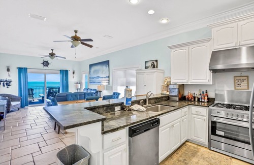 East End House | Beachfront home with pool, elevator, EV charger, beach wheelchair - dog-friendly