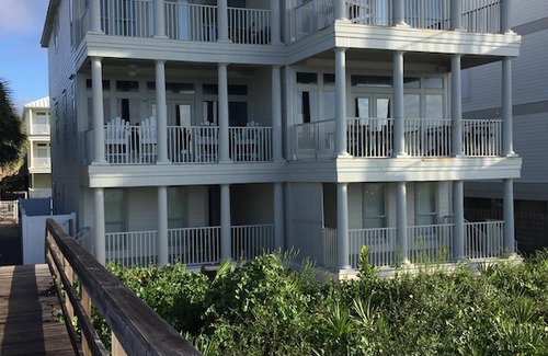 Seagrove Beach House | Beachfront Home! Directly on the Gulf! Seagrove Beach, Pineapple Palace West