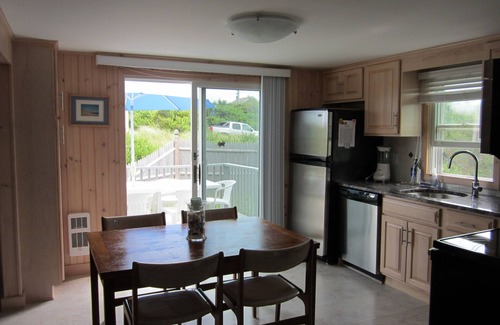 Barnstable County House | Beachfront Home on Mayflower Beach