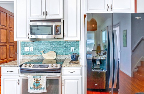 Cape San Blas House | Beachfront home! Sleeps 13! Now Pet Friendly! 5 star reviews Galore!