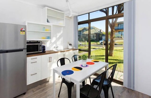 Kiama Downs House | Beachfront House with direct access to the Beach. Just bring your beach towel!n
