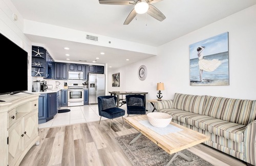 West Panama City Beach Condo | Beachfront! Lazy River/Water Park/Gulf front pool!