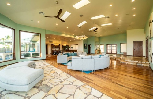 Laie House | Beachfront Luxe Home on North Shore – Sleeps 18, AC, Hot Tub, Fire Pit & More!