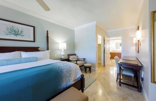 Nazareth Resort | BEACHFRONT LUXURY at the Ritz! We own TWELVE residences, MOST DATES Available!