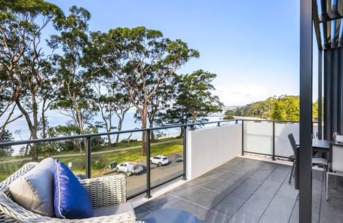 Huskisson Apartment | Beachfront Luxury by Experience Jervis Bay