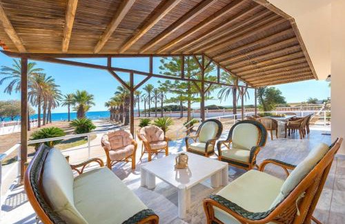 South Rhodes Villa | Beachfront Luxury Rhodes Villa 5 Bedrooms Sleeps 14 Villa Maria Kiotari