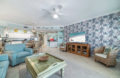 Orange Beach Condo | BEACHFRONT LUXURY, INDOOR/OUTDOOR POOL AND SAUNA, FAMILY FRIENDLY - Admiral's Quarters 806