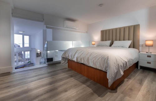 Gibraltar Apartment | Beachfront maisonette