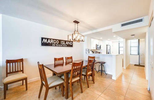 Marco Island Condo | Beachfront Marco Island Condo w/Stunning Views
