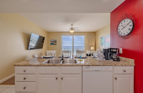 Panama City Beach Condo | Beachfront Oasis at Splash Resort 204E - 1BR+Bunk, 2BA, Amazing Amenities!