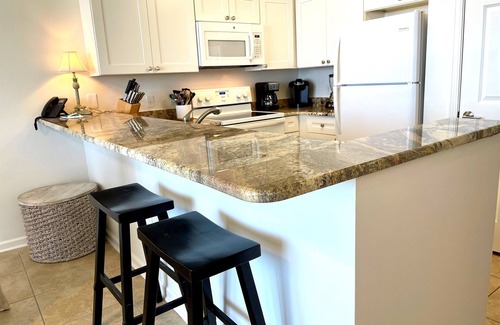 Fort Morgan Condo | Beachfront Oasis, Beach Club D602
