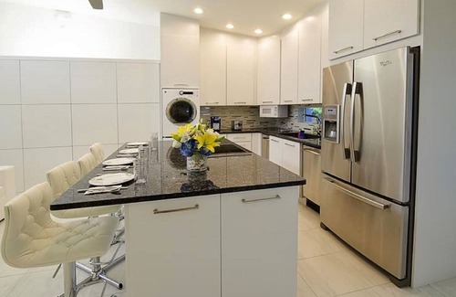 Dolphin Isles House | BEACHFRONT, OCEAN! FORT LAUDERDALE APPROVED-VRR1500402