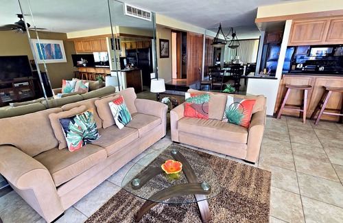 Wailea Condo | Beachfront, Ocean View, Polo Beach Wailea/Makena #302