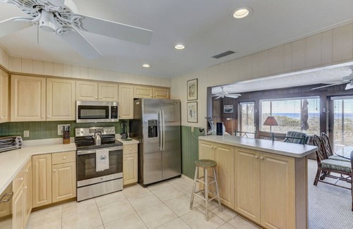 Holmes Beach House | Beachfront on Anna Maria Island!