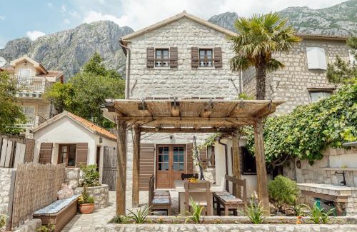 Orahovac Villa | Beachfront Orahovac