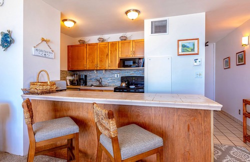 Kihei Condo | Beachfront Paradise with A/C - Sugar Beach Resort #227 - Stunning Ocean Views!