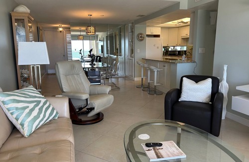 Moorings Condo | Beachfront Paradise with Stunning Gulf Views – Your Naples Escape Awaits!
