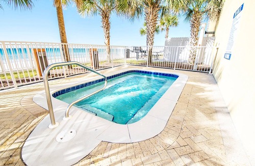 West Panama City Beach Condo | ⭐BeachFront Penthouse~Heated Pool+HotTub~Grills~Tropic Winds 2306