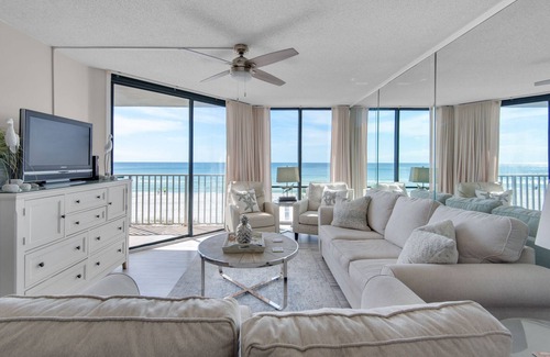 Panama City Beach Condo | BeachFRONT ~ Pool + Hot Tub ~ Tennis ~ Golf ~ Sandy Kisses