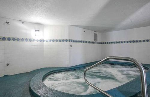 Panama City Beach Apartment | -BeachFront Premium-Summit 1124