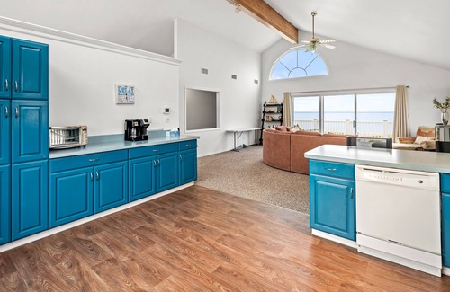 Mount Sinai Apartment | Beachfront Private Loft