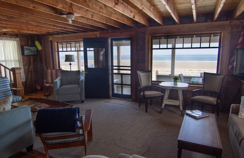 Wells Beach Cottage | Beachfront Property on Beautiful Wells Beach