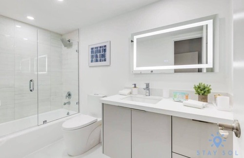 Sunny Isles Beach Apartment | Beachfront Retreat | Sunny Isles Condo