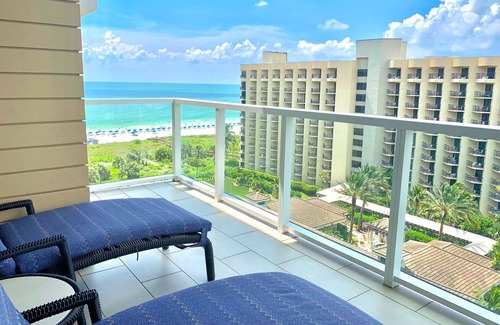 Marco Island Condo | Beachfront Resort. Access to Restaurant, Spa, Sauna, Water Slide, Games, Cabanas
