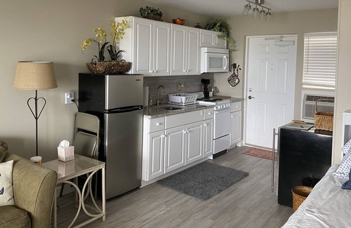 Jacksonville Beach Apartment | Beachfront Studio Condominium