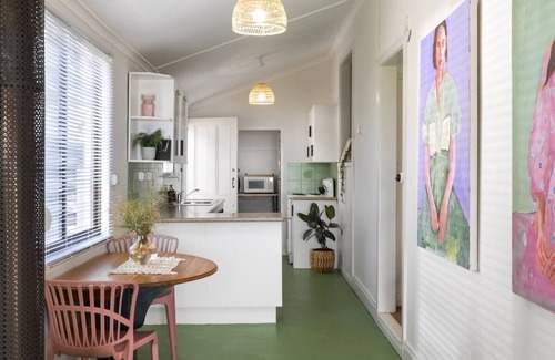 Port Broughton House | Beachfront shack. Great position. Family Friendly. Pet Friendly.