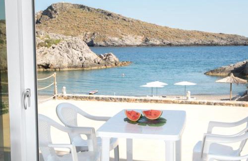 Faistos House | Beachfront Studio Kyma East ~ Crete's Hidden Gem