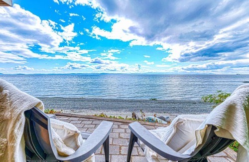 Point Roberts House | Beachfront studio with private patio, wood finishes, kitchenette, & partial AC