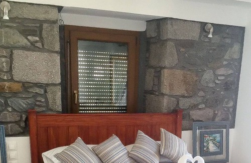 Myrina House | Beachfront Suite Deep Blue Sea Water 2