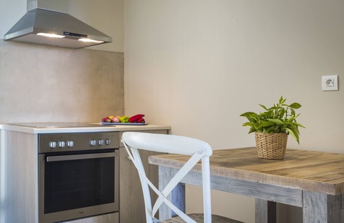 Mousata Apartment | Beachfront Suite No 4 For the beach lover's