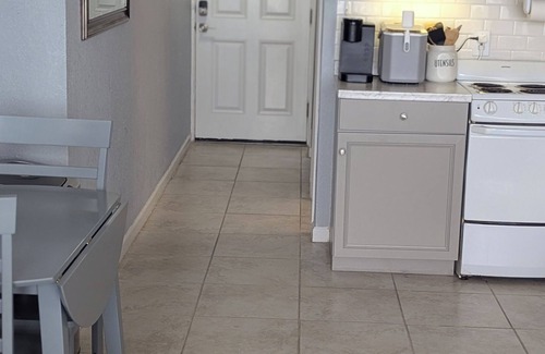 Daytona Beach Shores Condo | Beachfront Suite in Daytona Beach, FL with direct full ocean view! 5th Floor