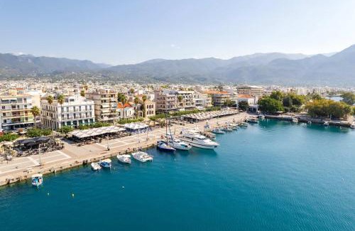 Kalamata Apartment | Beachfront Sunny Penthouse - Kalamata SeaBliss