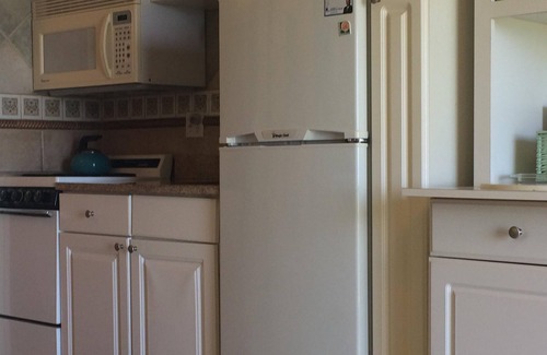 Crescent Beach Condo | Beachfront Sunrise Suite # 116
