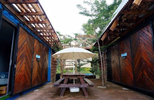 Kampung Gok Kapur Cabin | Beachfront Twin Cabin w/children paddle pool - 1 min from the beach!