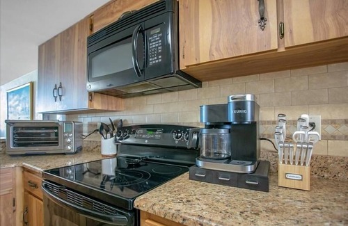 Daytona Beach Shores Condo | Beachfront Condo*New Owners-Updated Unit*Spectacular Views*Pets*No-drive Beach - 402 Shores Club