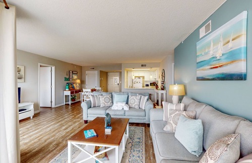 Sneads Ferry Condo | Beachfront condo with ocean views, balcony, on-site pool, gym, sauna & AC