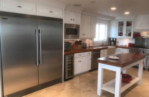 Oxnard Shores House | Beachfront