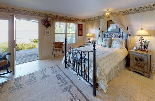 Saint Simons Island House | Beachfront Oasis, 4 Bedroom, 3.5 Bath House Steps from the Water