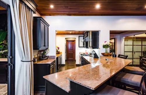 Playa Langosta House | Beachfront Villa, Best Sunset Views close to Tamarindo!