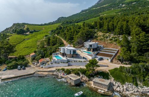 Orebic Villa | Beachfront villa Luce with seaview and pool