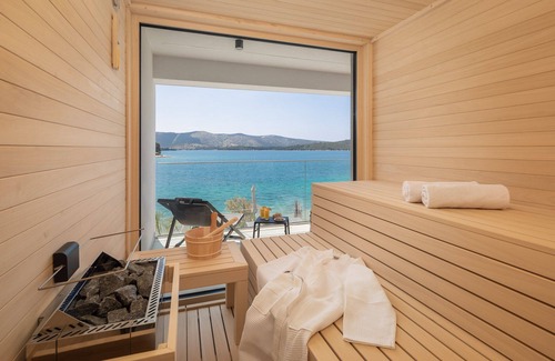 Zaboric Villa | Beachfront Villa Mona Lisa with Pool