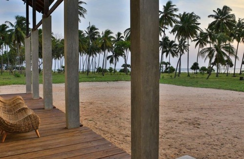 Irrakkakandi House | Beachfront villa/On the Nilaveli beach